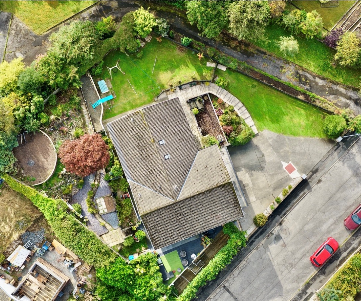 10 Holroyd Road
